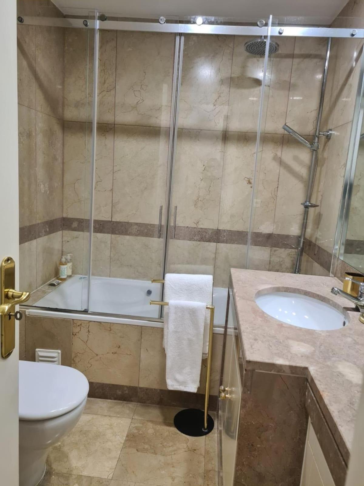 Luxury - Apartment
